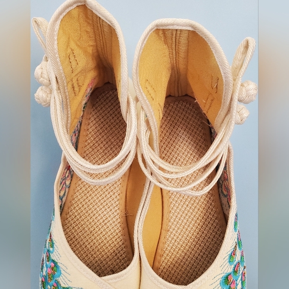 EUC Asian Style Mary Jane HiTop Ankle Flats Shoes Peacock Sz 9 - Picture 12 of 14